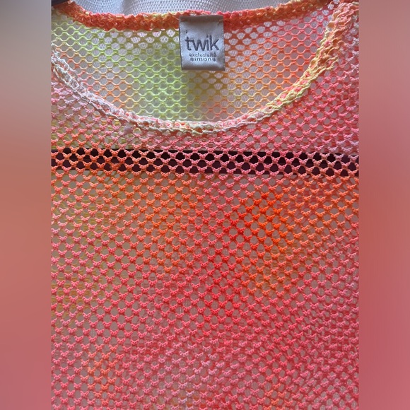 Twik by Simons Neon Mesh Crop (S) - Picture 2 of 6
